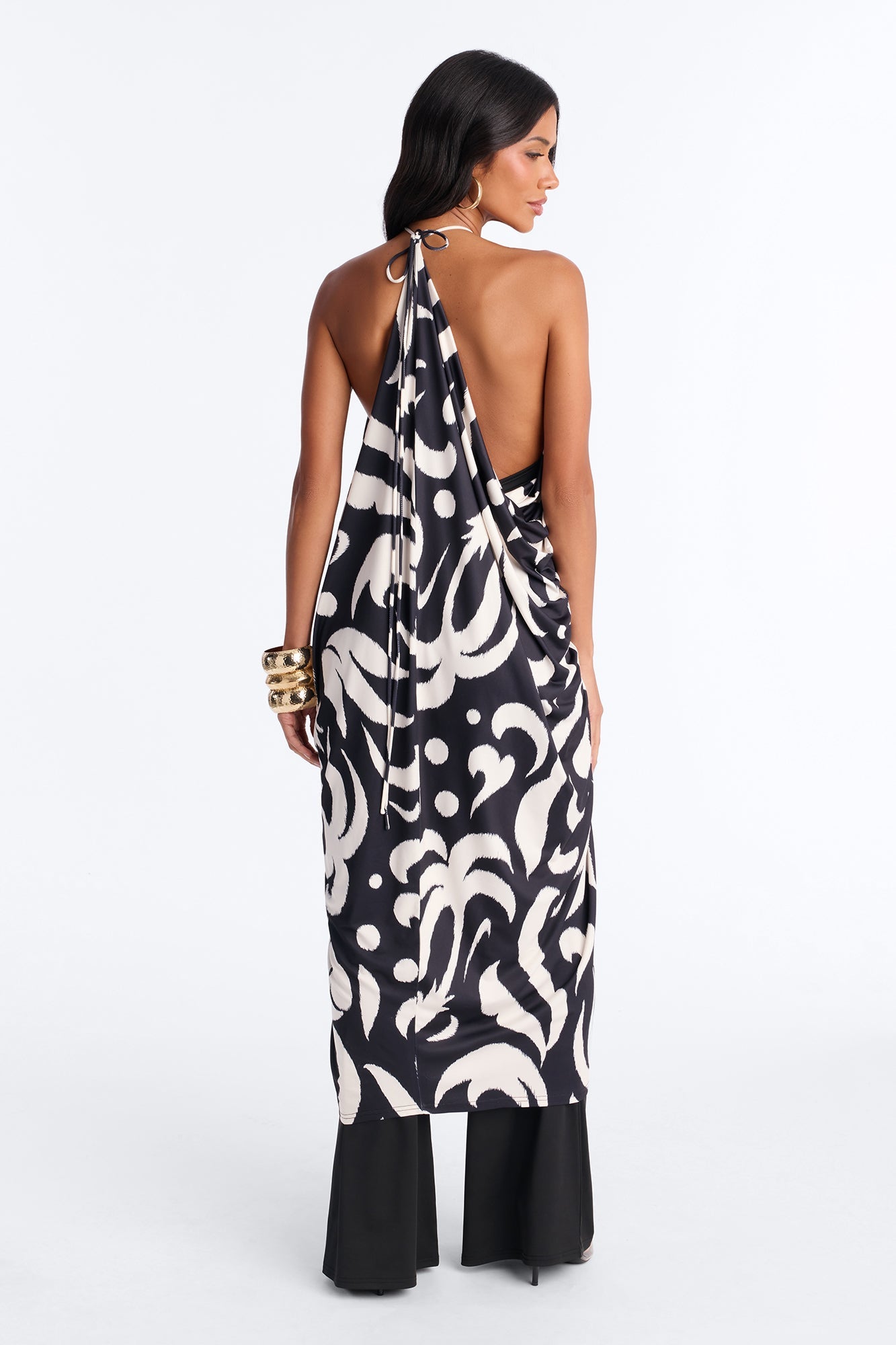 Solana Backless Halter Jumpsuit - Black Fashion Nova