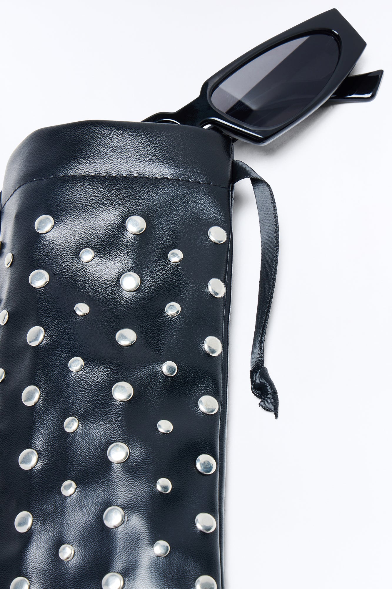 Sun And Studs Sunglass Case - Black/Silver