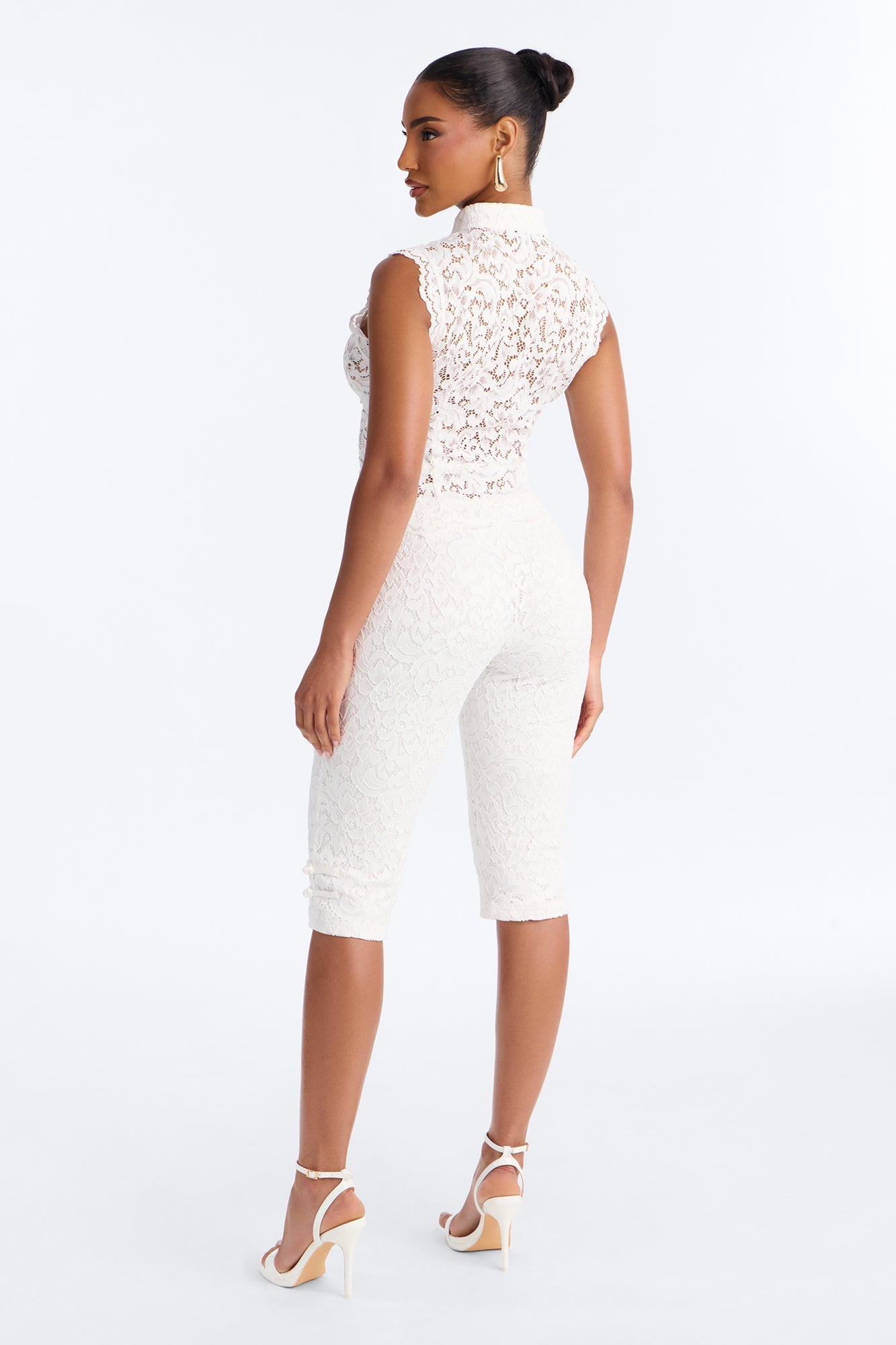 Le Fleur Lace Capri Set - White