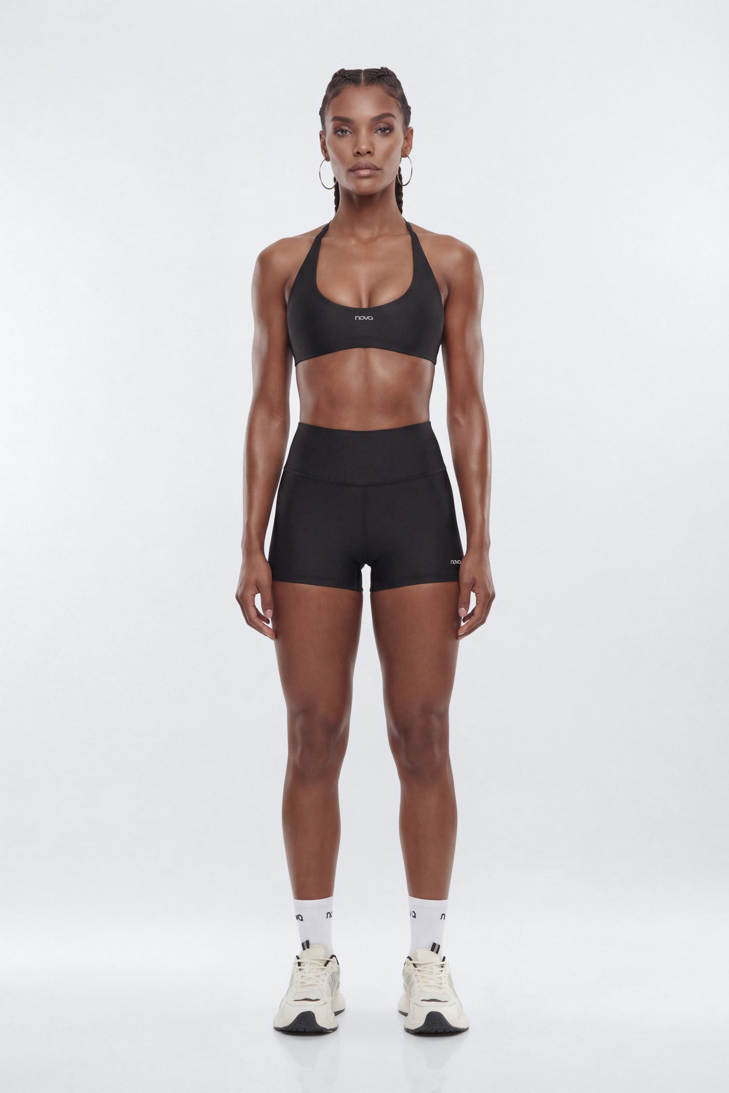 AirSculpt™ Scoop Halter Sports Bra - Black Fashion Nova