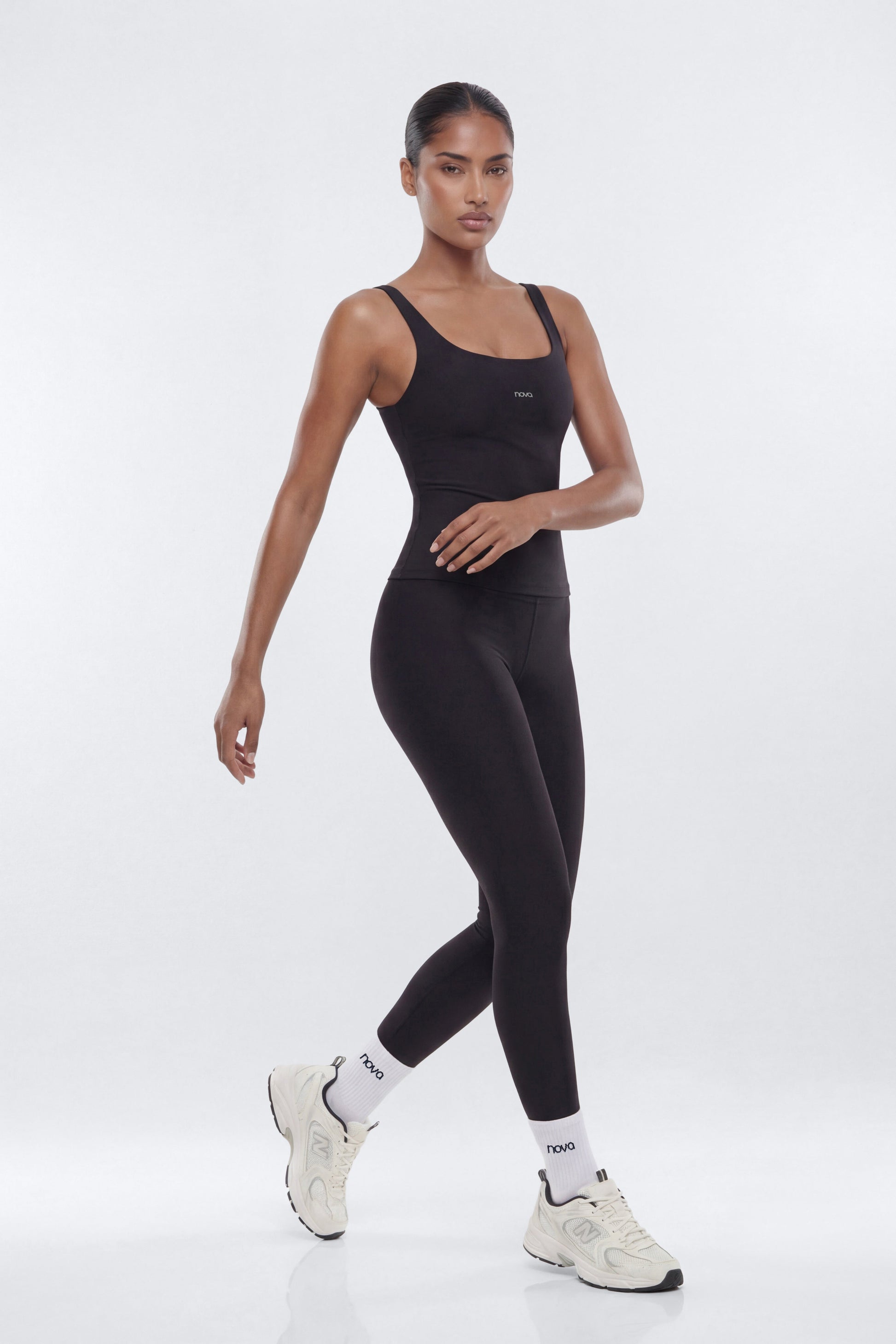 AirSculpt™ Sports Tank Top - Black Fashion Nova