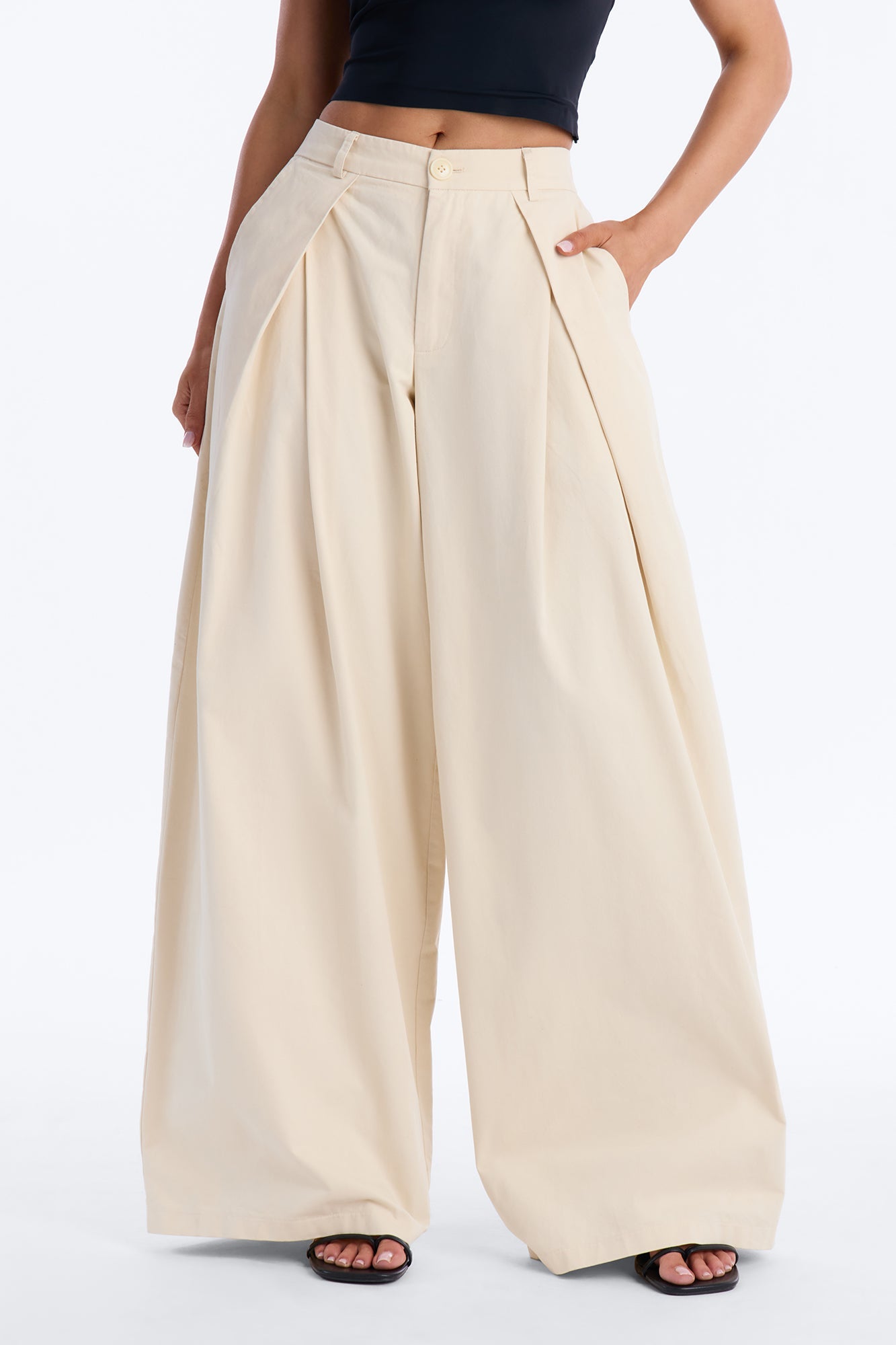 Daphnie Mid Rise Wide Leg Pleated Pant - Khaki