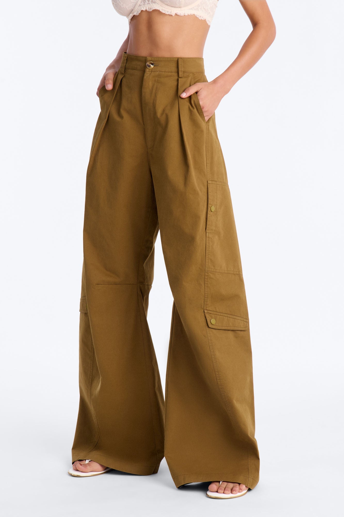 Lyla High Rise Wide Leg Cargo Pant 32″ - Olive