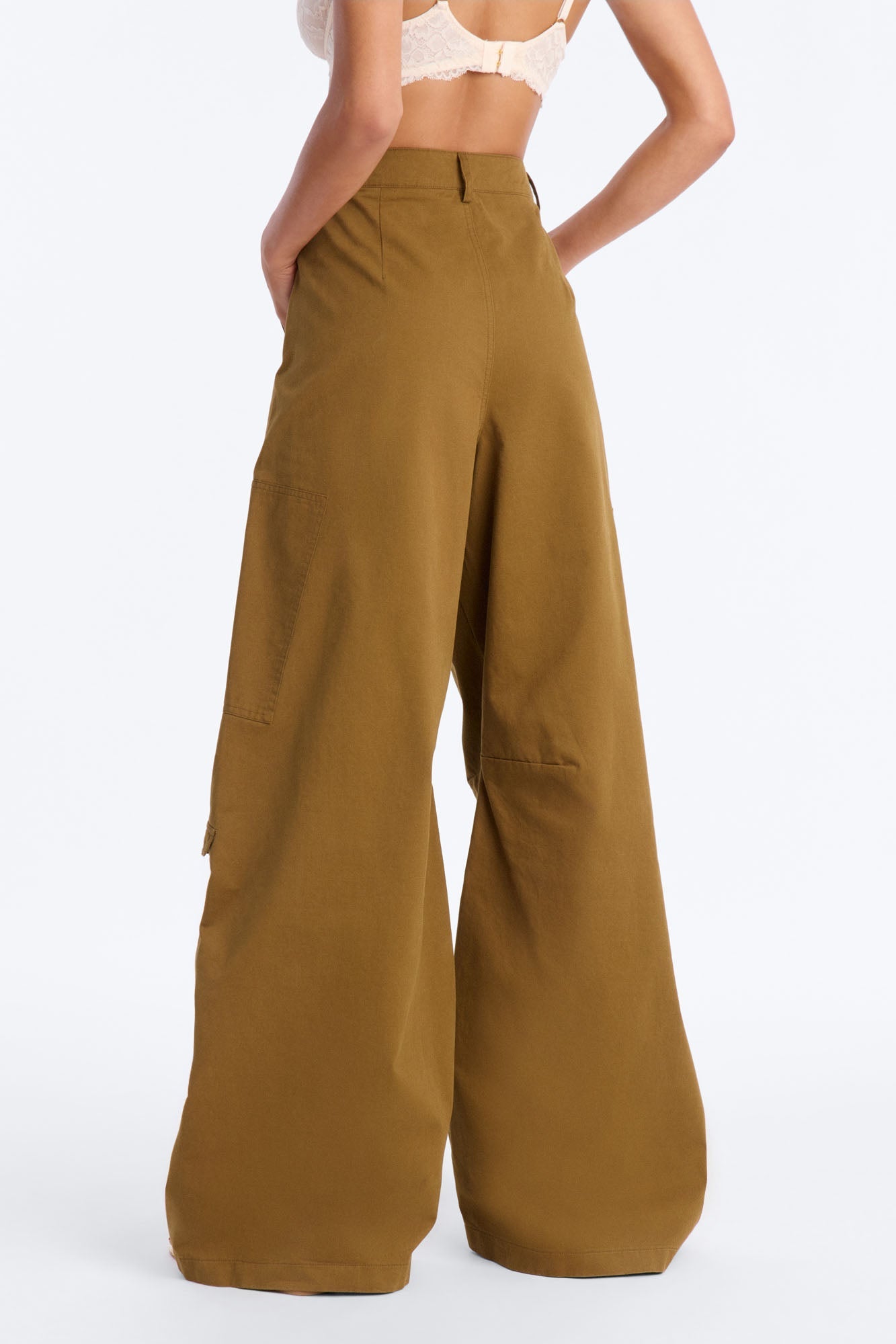 Lyla High Rise Wide Leg Cargo Pant 32″ - Olive