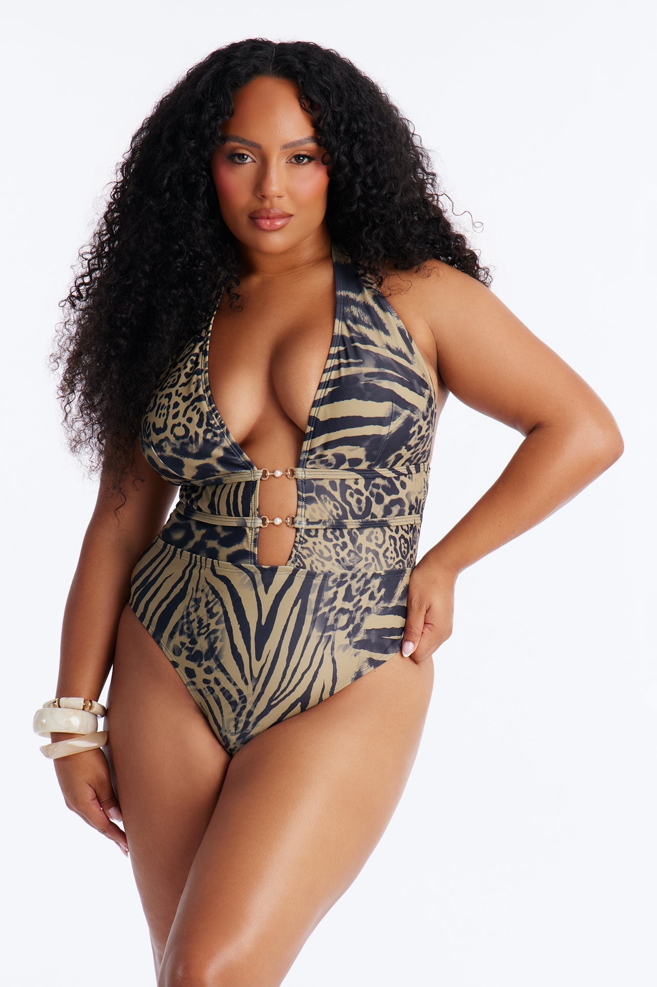 Ollie Pearl Hardware Plunging Neck 1 Piece Swimsuit - Black/combo Fashion Nova