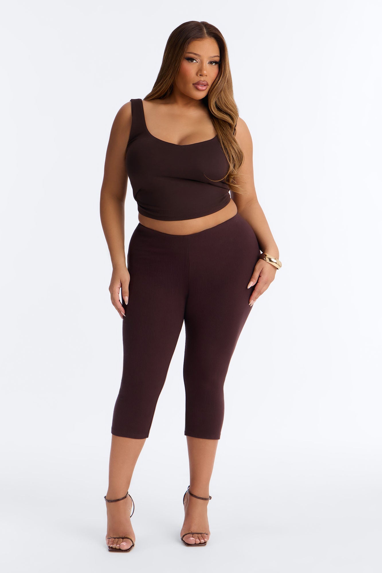 Ultra Ribbed Low Rise Capri Legging - Chocolate