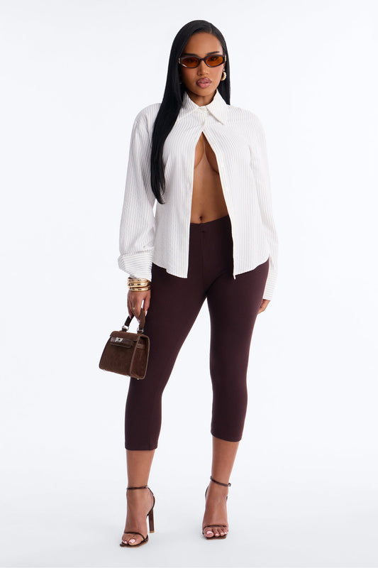 Ultra Ribbed Low Rise Capri Legging - Chocolate