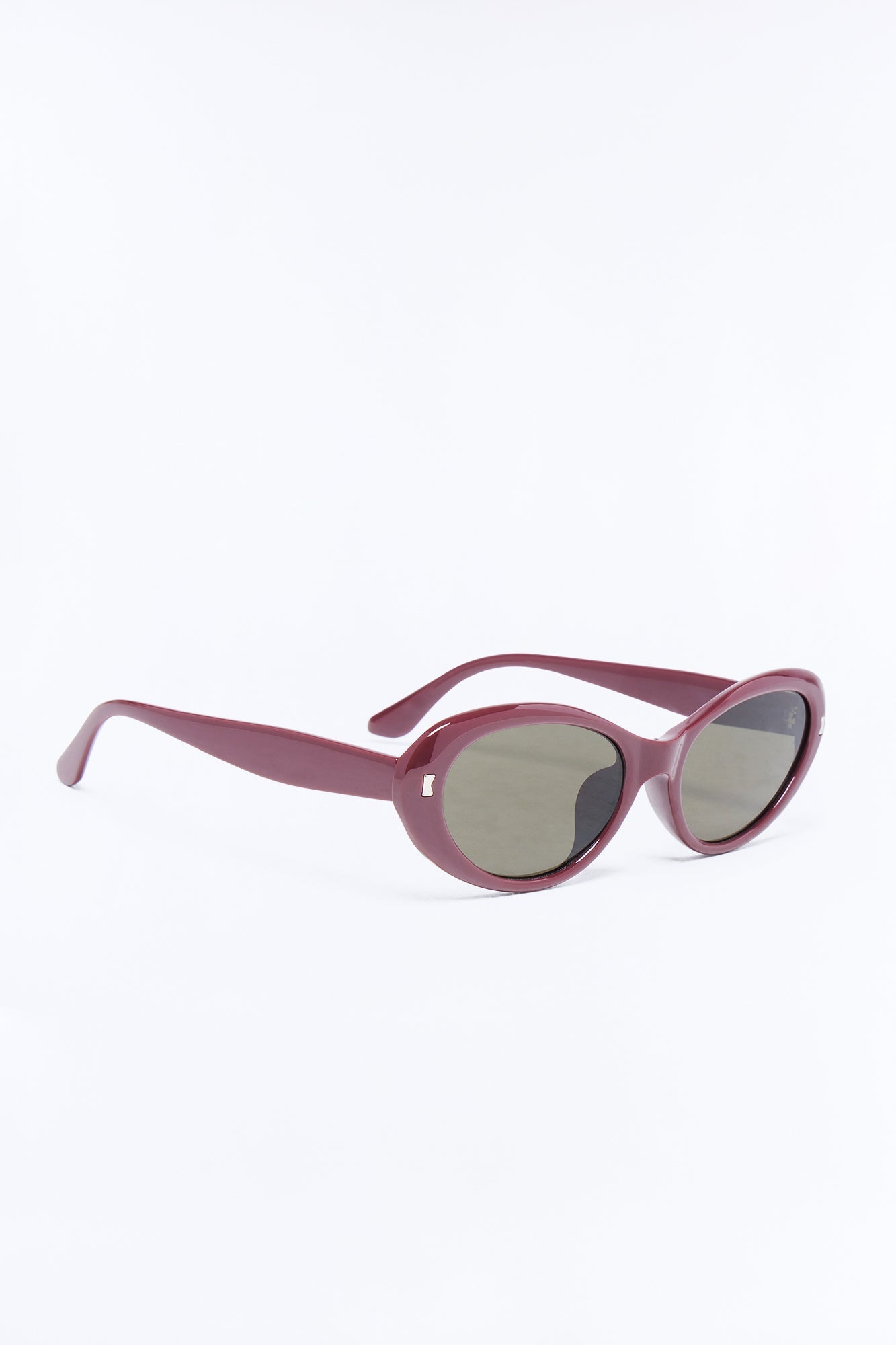 Looking Like A Lady Sunglasses - Burgundy