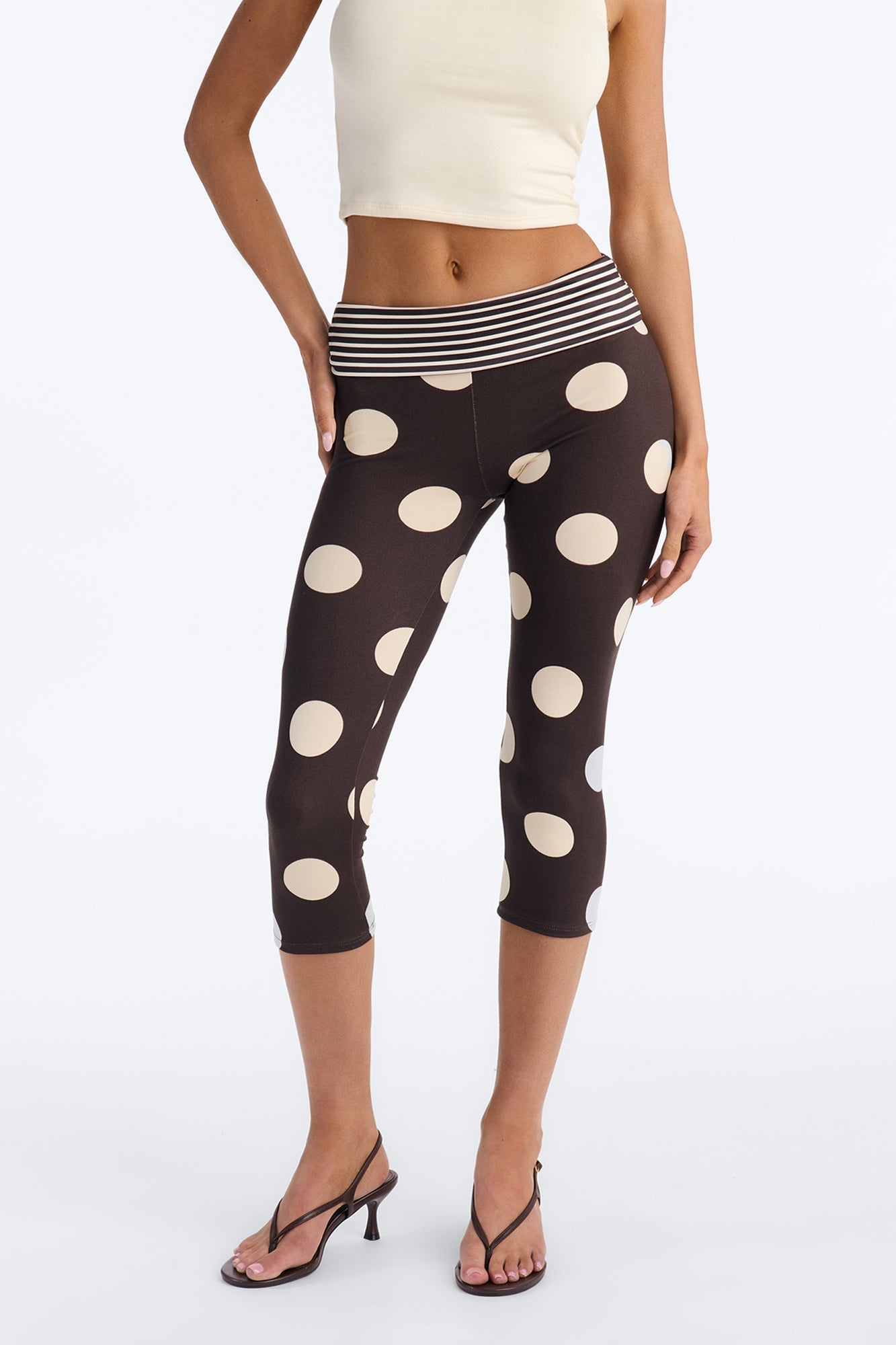 Tammy Mid Rise Polka Dot Capri Legging - Brown/combo