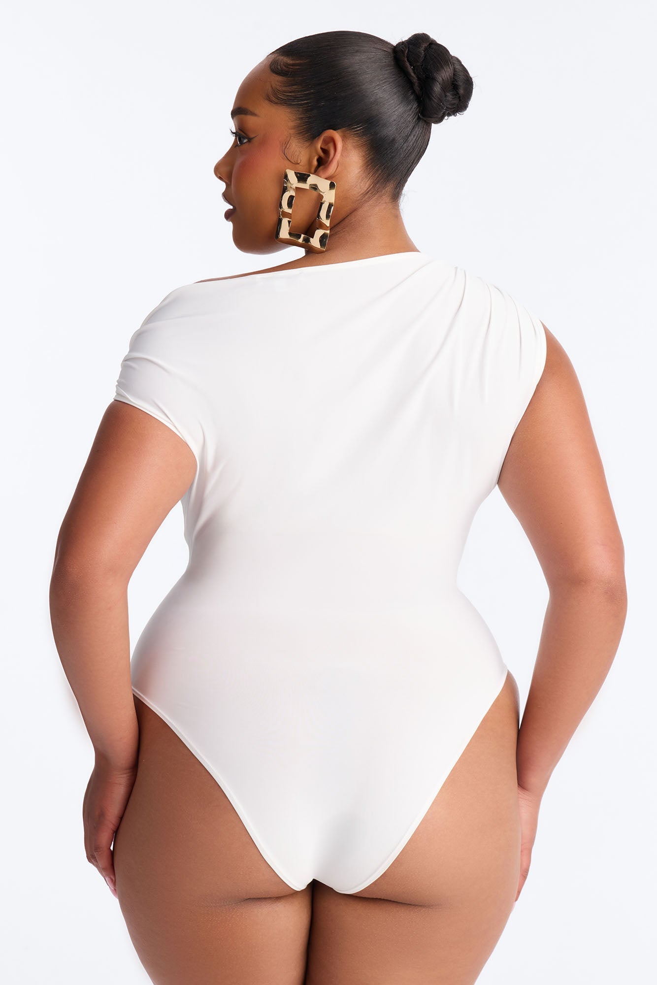 Moments Notice Off Shoulder Bodysuit - White