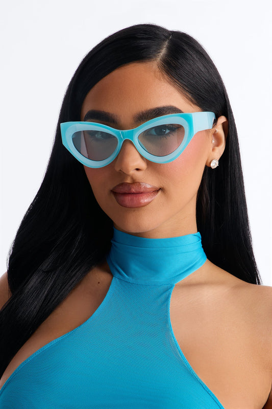 Lost In The Clouds Sunglasses - Light Blue