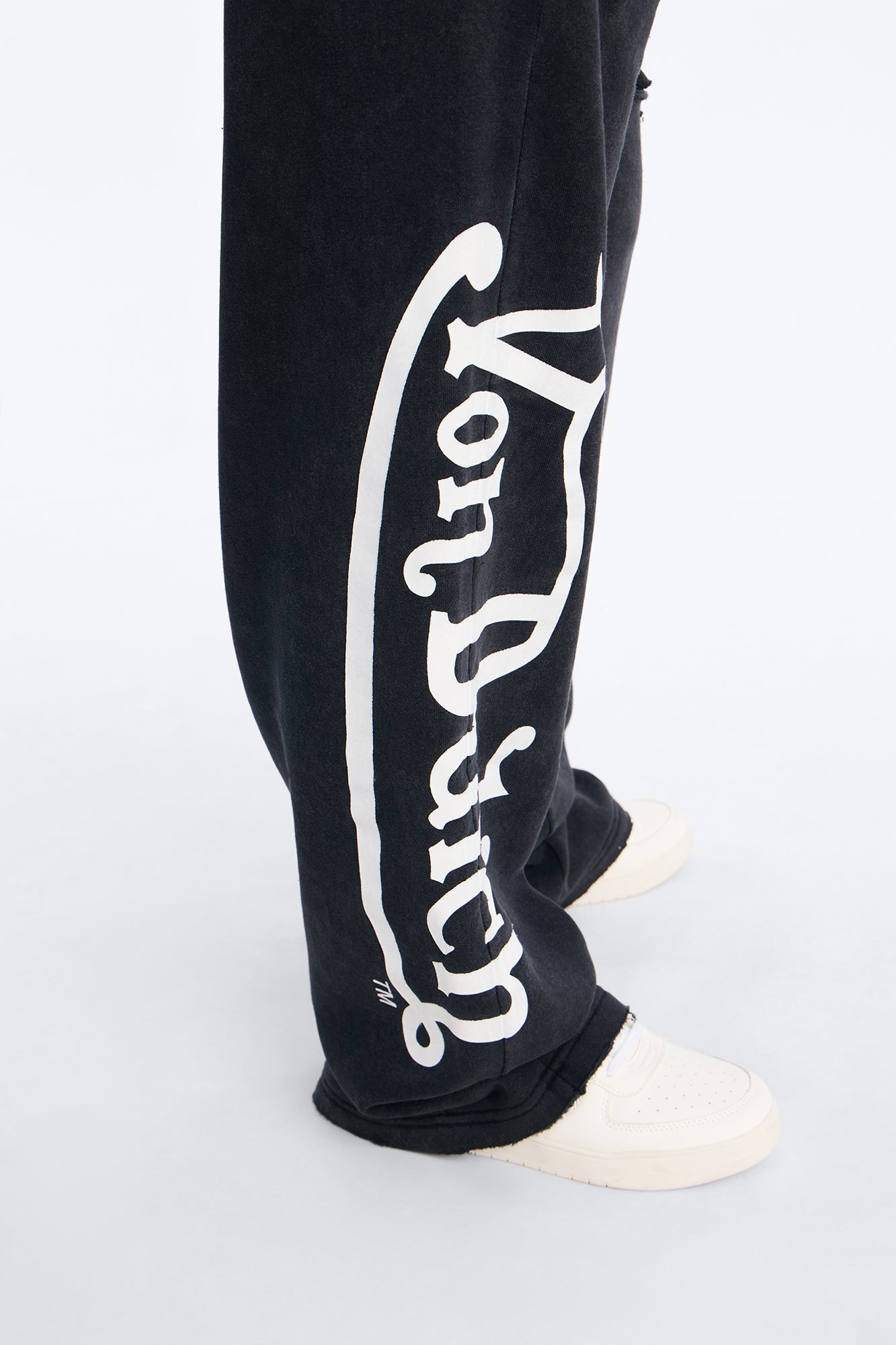 Von Dutch Waistband Washed Wide Leg Pant - Black Wash